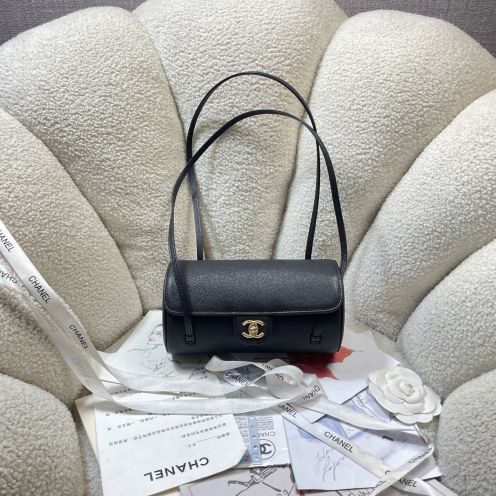 シャネル 格安 ショルダーバッグ フラップデザイン ゴールドココマーク コンパクト仕様 満足度高い