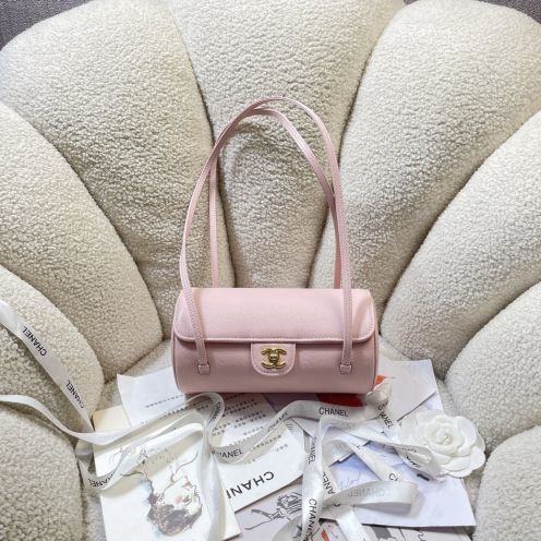 シャネル 本物級コピー ショルダーバッグ フラップデザイン ゴールドココマーク コンパクト仕様 口コミ多数