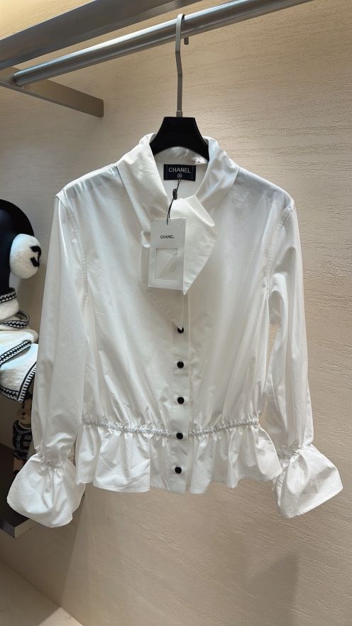 シャネル スーパーコピー フリルブラウス リボンネックデザイン 長袖シャツ 高品質