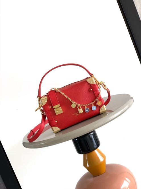 ルイヴィトン スーパーコピー ミニボストンバッグ トランク風デザイン レザーディテール 精密ディテール