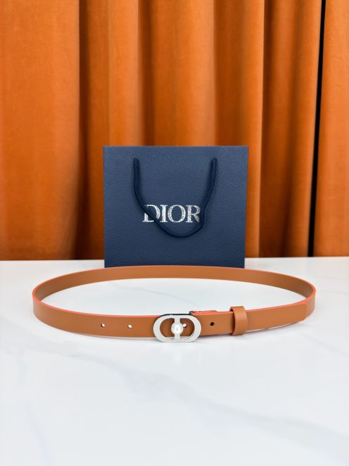 ディオール ハイブランド CDロゴスリムレザーベルト オレンジカラー仕様 発送保証