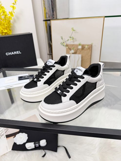 シャネル ハイブランド 厚底スニーカー メッシュ切替デザイン 高評価