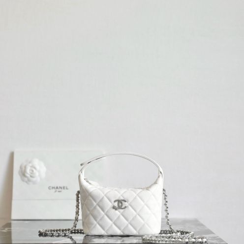 シャネル スーパーコピー ワンショルダーバッグ チェーン付き キルティング仕様 高再現度