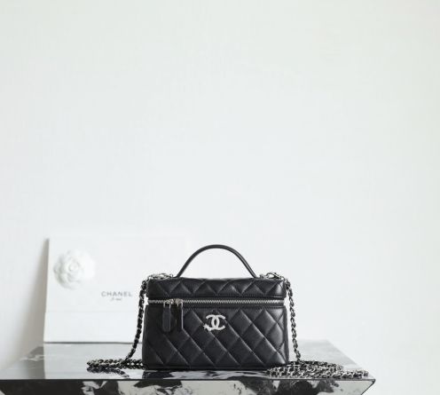 シャネル 格安 バニティバッグ チェーンショルダー キルティング仕様 高級感仕上げ