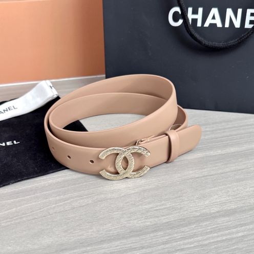 シャネル ブランド コピー レザーベルト CCロゴバックル エレガントデザイン リピーター多数
