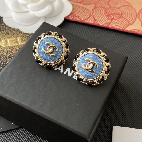 シャネル 格安 ラウンドピアス CCロゴデザイン ツイストフレーム装飾 高再現度