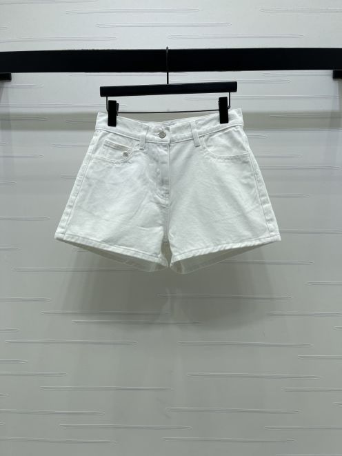 シャネル ブランド コピー デニムショートパンツ ハイウエストシンプル設計 丁寧な縫製