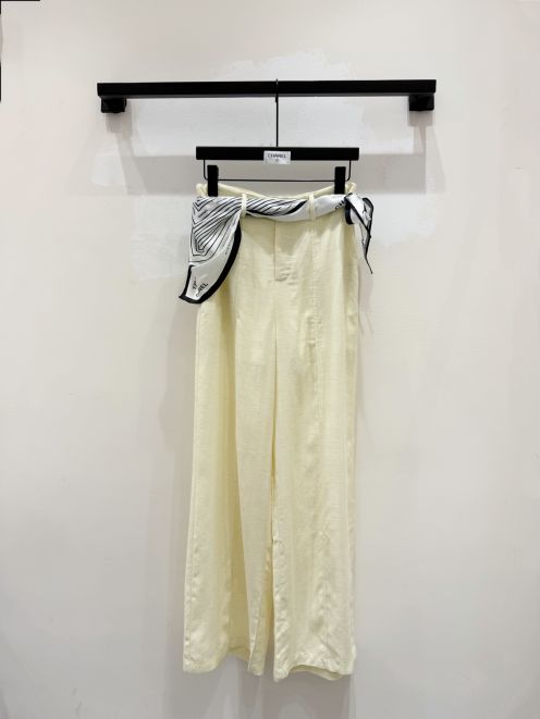 シャネル ハイブランド ワイドパンツ スカーフベルトデザイン 上質感