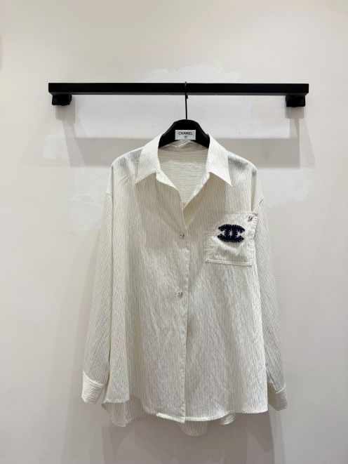 シャネル スーパーコピー ストライプシャツ 長袖デザイン 快適な着心地
