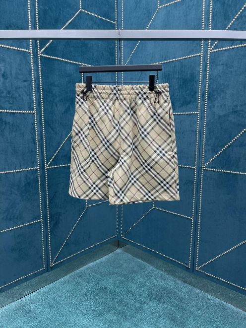 バーバリー n級 チェックショートパンツ ウエスト調整仕様 丁寧な縫製