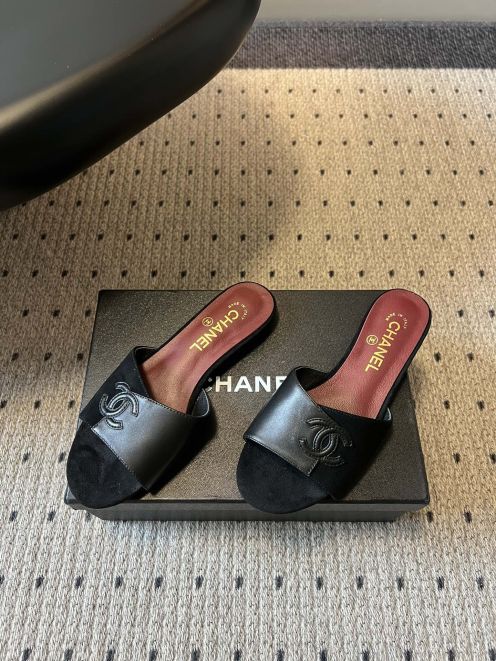 シャネル n級 ミュールサンダル スムースレザーデザイン ココマーク装飾 満足度高い