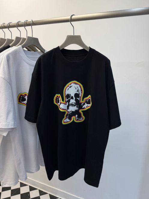 クロムハーツ n級 スカルグラフィックTシャツ レインボー縁取り 半袖モデル 精密ディテール