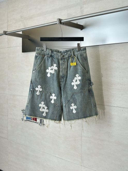 クロムハーツ 格安 デニムショートパンツ ホワイトクロスワッペンデザイン ダメージ加工 満足度高い