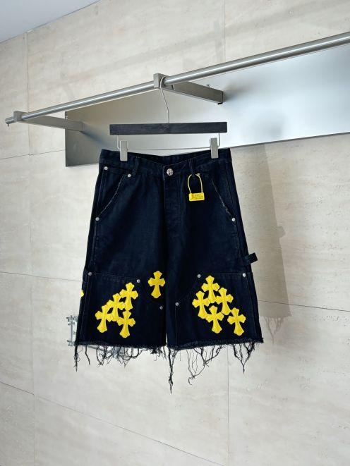 クロムハーツ スーパーコピー デニムショートパンツ イエロークロスワッペン ダメージ加工 精密ディテール
