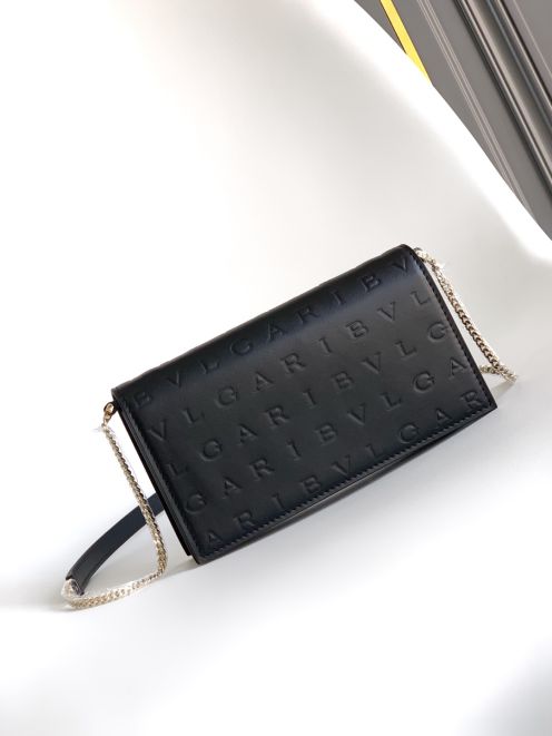 ブルガリ n級 ロゴエンボスチェーンウォレット ミニショルダーバッグ 精密ディテール