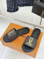 ルイヴィトン n級 フラットスライドサンダル LVロゴデザイン 精密ディテール