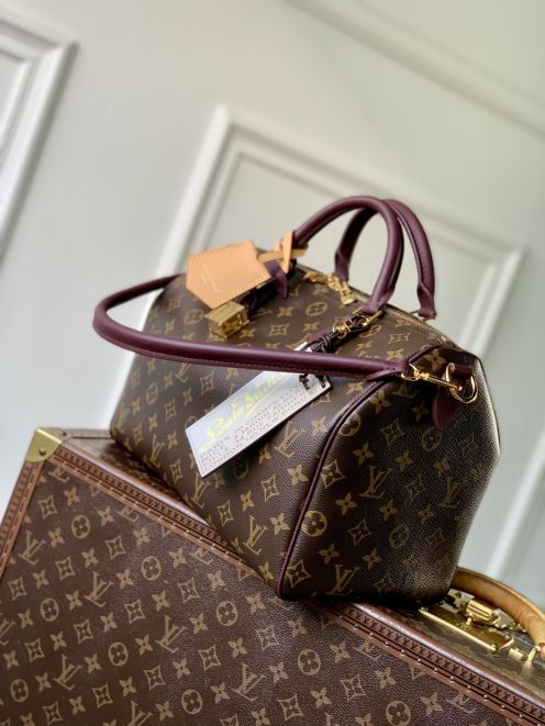 ルイヴィトン ブランド コピー モノグラム ボストンバッグ 2WAYデザイン 旅行用モデル 定番