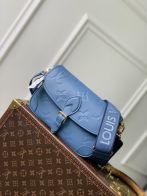 ルイヴィトン スーパーコピー アンプラント ショルダーバッグ フラップデザイン ロゴストラップ 精密ディテール