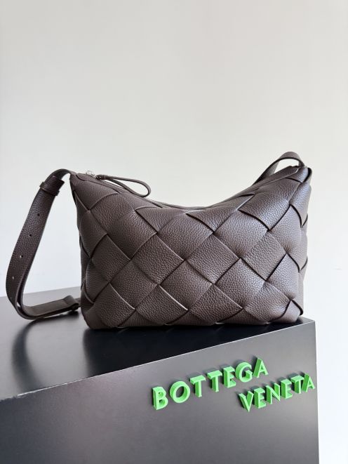 ボッテガヴェネタ 格安 ショルダーバッグ イントレチャートレザー 大容量設計 安心サイト