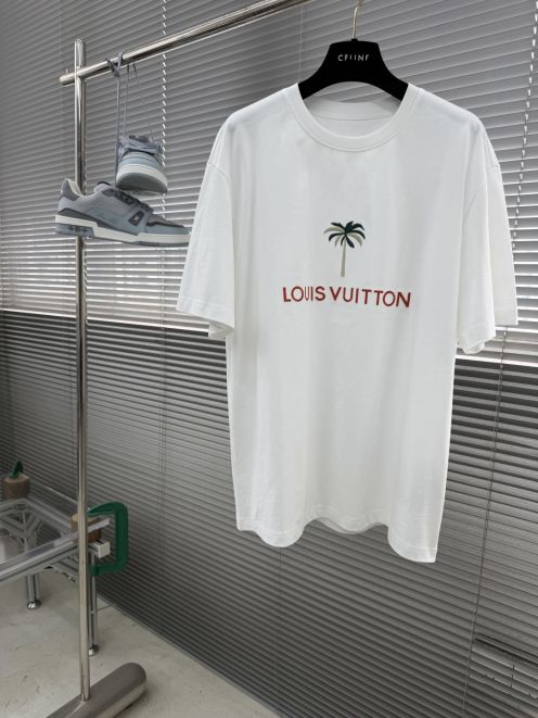 ルイヴィトン ブランド コピー ヤシの木プリント半袖Tシャツ 通気 快適着用 数量限定入荷