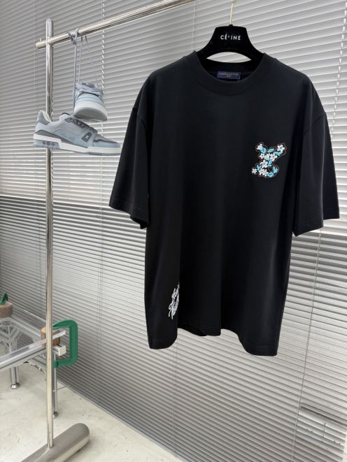 ルイヴィトン ブランド コピー フラワーロゴ半袖Tシャツ 快適な着心地 新作