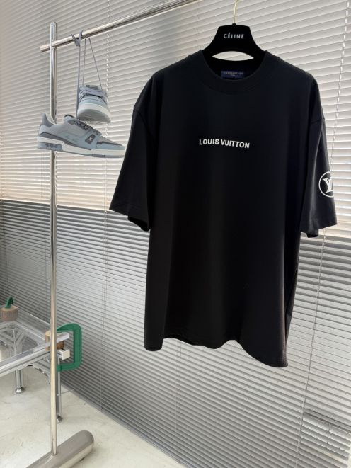 ルイヴィトン ハイブランド ロゴプリント半袖Tシャツ 快適な着心地 口コミ多数
