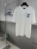 ルイヴィトン スーパーコピー LVロゴ刺繍半袖Tシャツ シンプルデザイン 定番