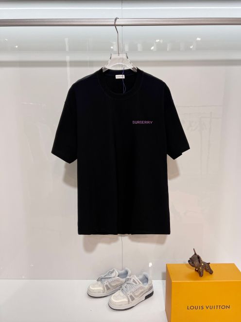 バーバリー 格安 ロゴ刺繍半袖Tシャツ ミニマル仕様 口コミ多数