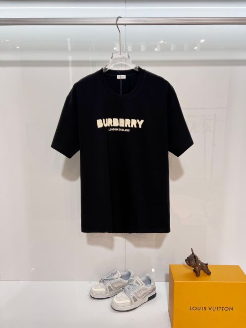 バーバリー n級 ロゴ半袖Tシャツ 快適な着心地 確実に届く