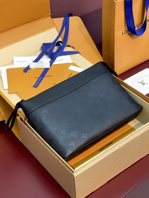 ルイヴィトン ハイブランド モノグラムクラッチバッグ ブラック仕様 高品質