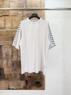 バレンシアガ ハイブランド ロゴライン半袖Tシャツ クルーネック ミニマルデザイン 高評価