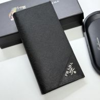 プラダ n級 長財布 二つ折りウォレット サフィアーノ調レザー 安心サイト