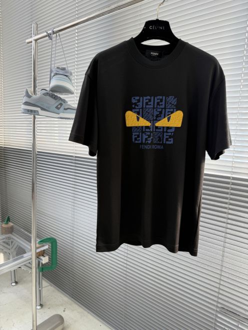 フェンディ 本物級コピー 半袖Tシャツ モンスターロゴプリント 存在感デザイン 満足度高い