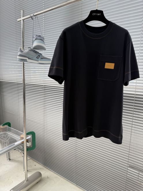フェンディ ブランド コピー 半袖Tシャツ ポケットデザイン シンプル設計 男女兼用 新作
