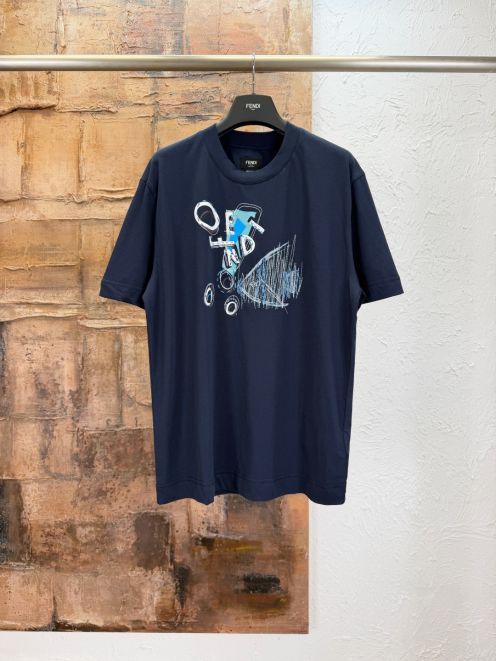 フェンディ 格安 Tシャツ グラフィックプリントデザイン クルーネック仕様 男女兼用