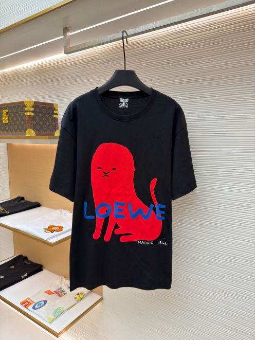 ロエベ スーパーコピー グラフィック半袖Tシャツ アートプリント インパクトデザイン 精密ディテール
