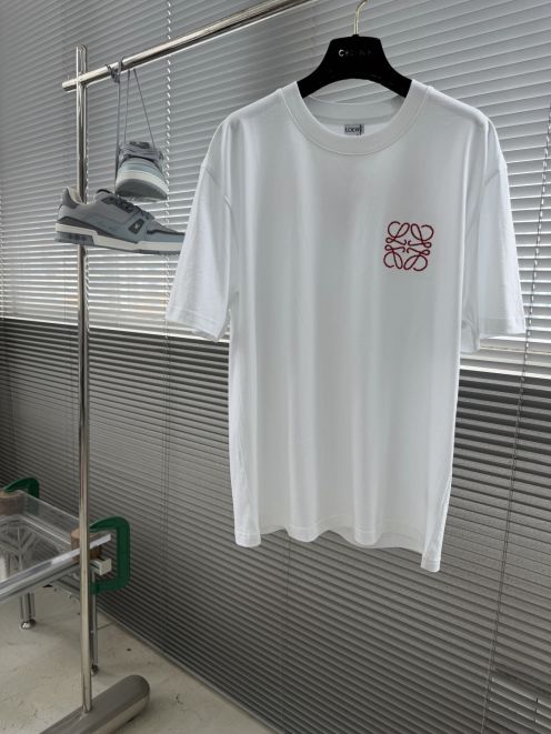 ロエベ 本物級コピー アナグラム刺繍Tシャツ 半袖ミニマルデザイン 精密ディテール