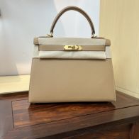 エルメス ハイブランド ケリー ハンドバッグ ベージュ系カラー ゴールド金具 上質感