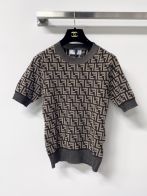 フェンディ 本物級コピー FFロゴニットトップス 半袖クルーネックデザイン 丁寧な縫製
