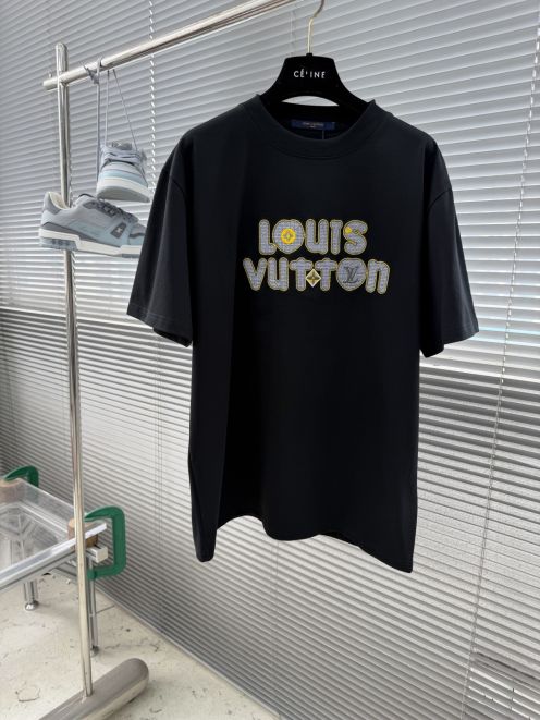 ルイヴィトン ブランド コピー ロゴプリントTシャツ 半袖カジュアルデザイン 発送保証