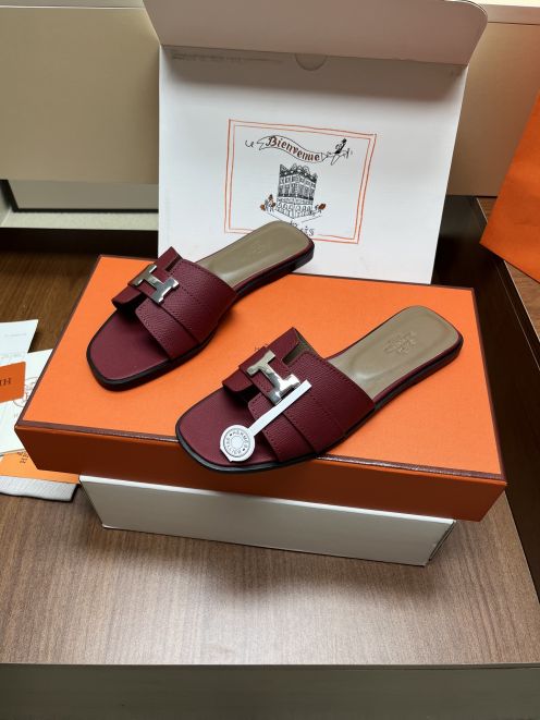 エルメス n級 Hバックルスライドサンダル レザー質感 上品ボルドー配色 口コミ多数人気モデル
