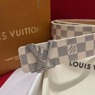 ルイ・ヴィトン スーパーコピー ダミエアズール ベルト LVバックル チェックデザイン 満足度高い