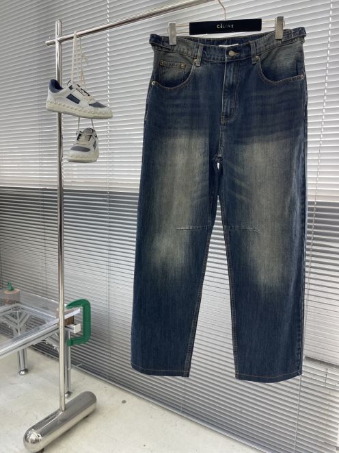 サンローラン ブランド コピー ブルー ウォッシュデニムパンツ ストレートシルエット シンプルデザイン 梱包丁寧