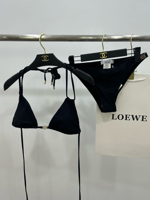 ロエベ 格安 トライアングルビキニ ブラック ゴールドアナグラム金具 ホルターネック 紐結びデザイン レディース水着 高級感仕上げ