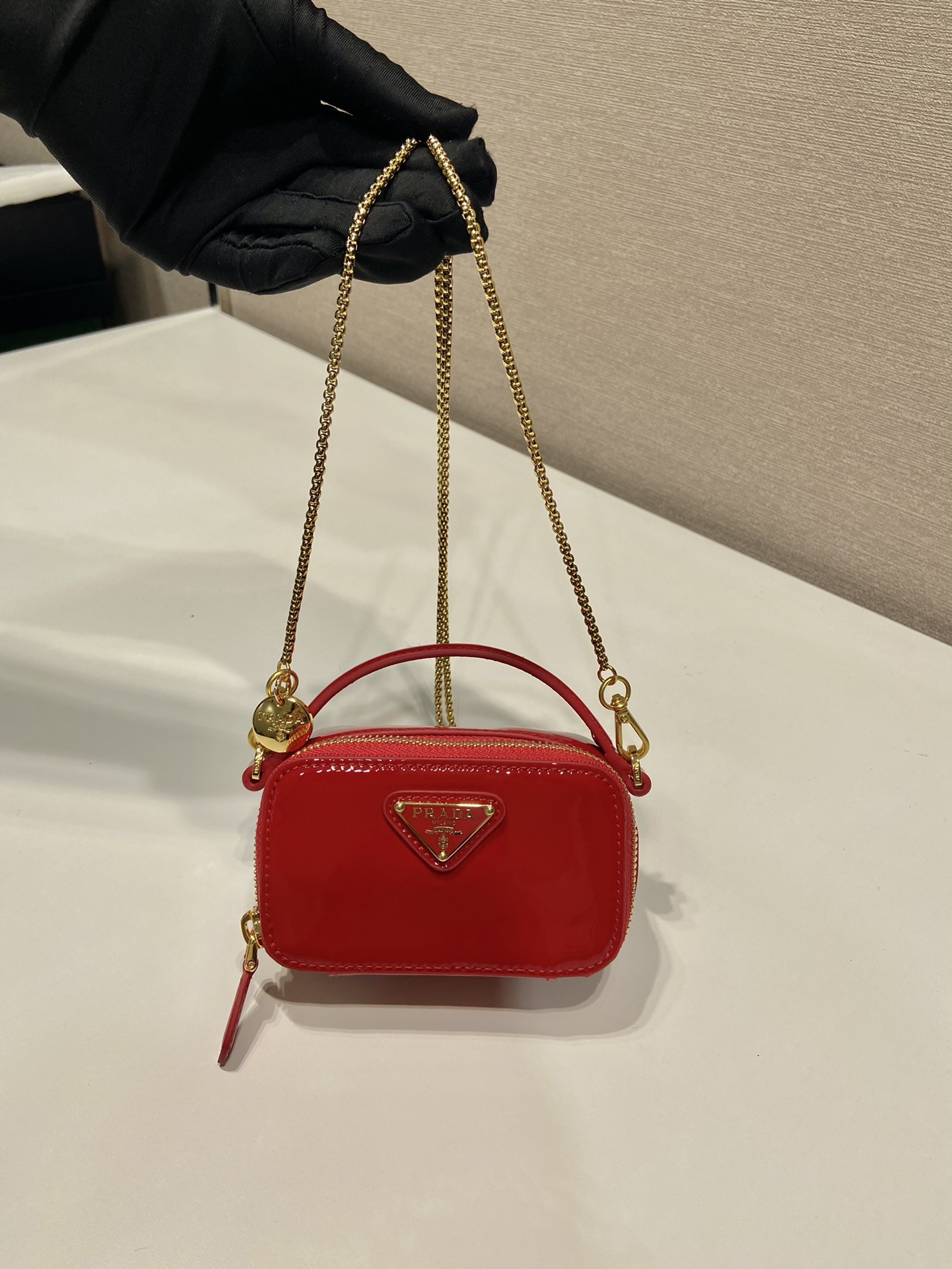 お値打ち価格 プラダバッグ 定番激安通販 牛革 ミニバッグ チェーンバッグ 切り替え 可愛いバッグ レディース レッド_3