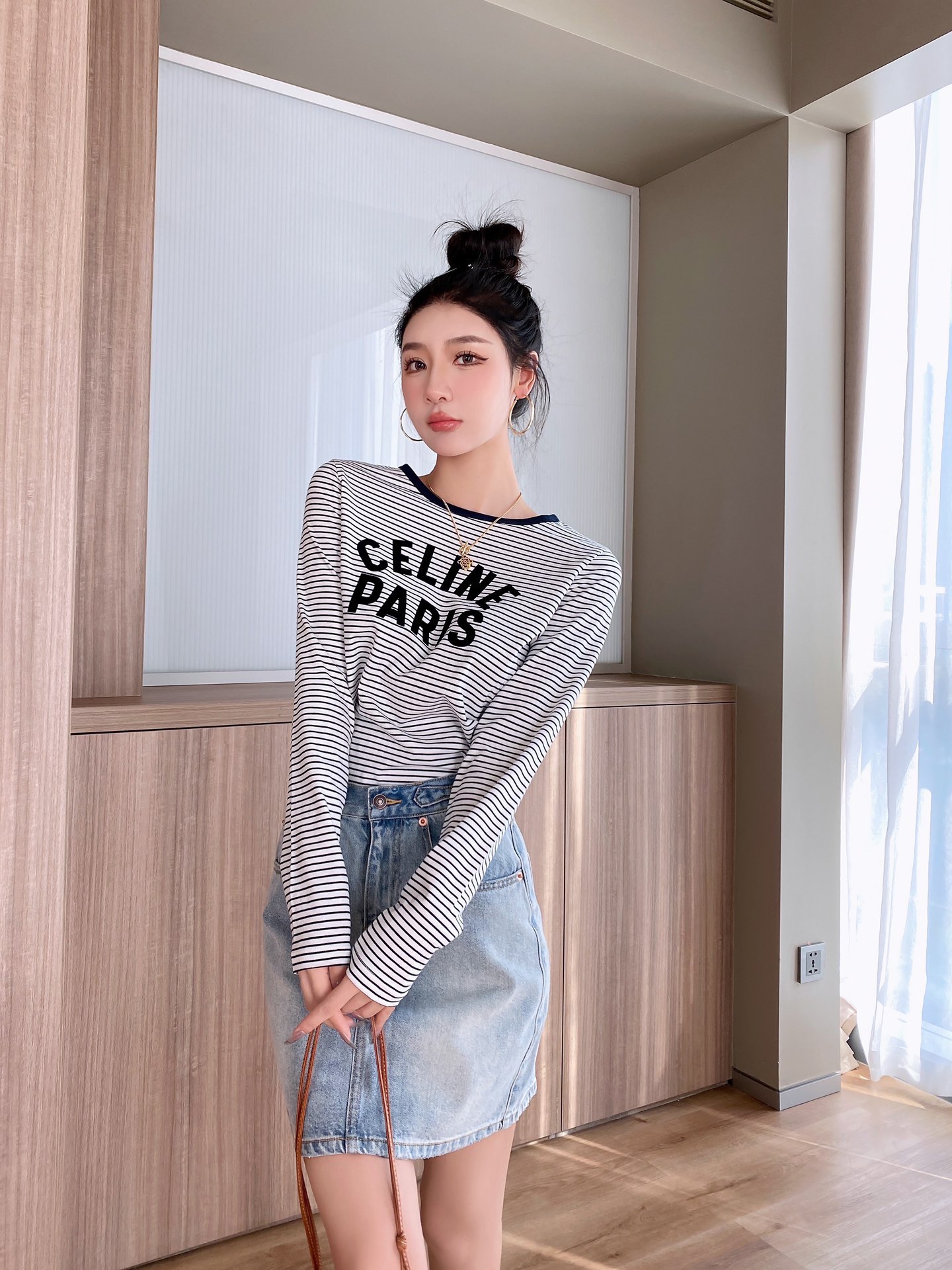 セリーヌ アウトレット tシャツＮ級品 シンプル 純綿 長袖トップス ログｔ 品質保証 高級感溢れる ブラック_5