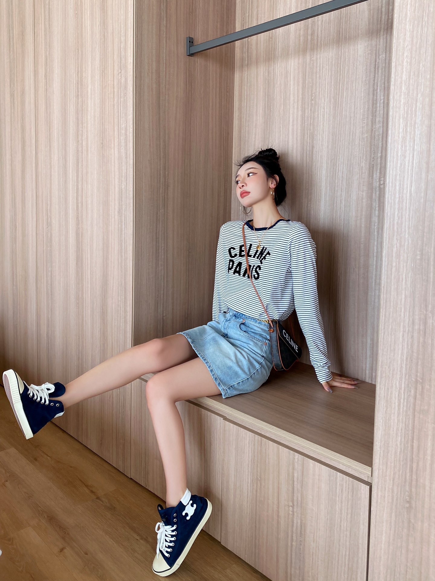 セリーヌ アウトレット tシャツＮ級品 シンプル 純綿 長袖トップス ログｔ 品質保証 高級感溢れる ブラック_8
