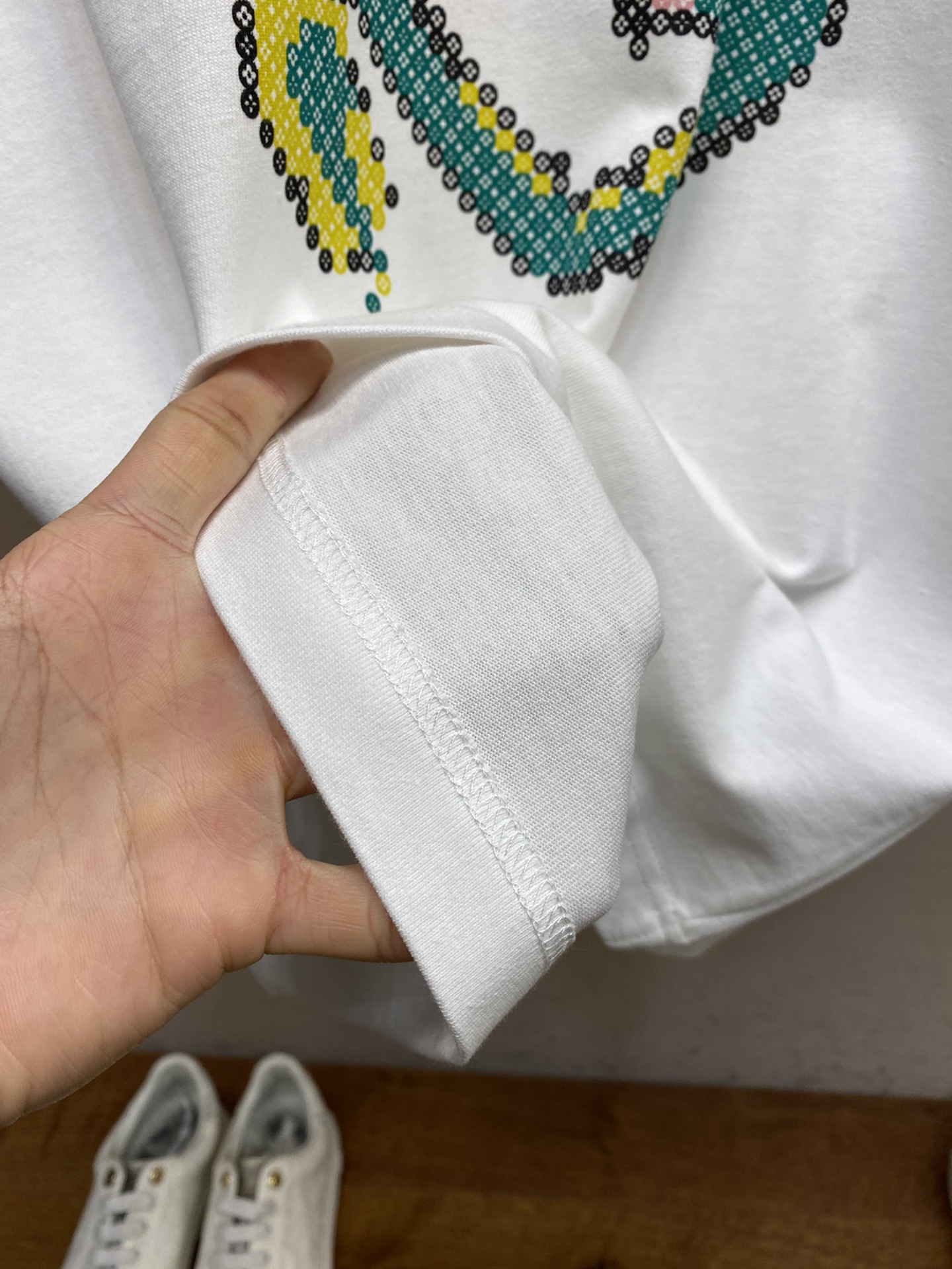 数量限定の爆買 ルイヴィトンtシャツレディース偽物 純綿 半袖 トップス 可愛い龍 プリント 人気商品 ホワイト_6
