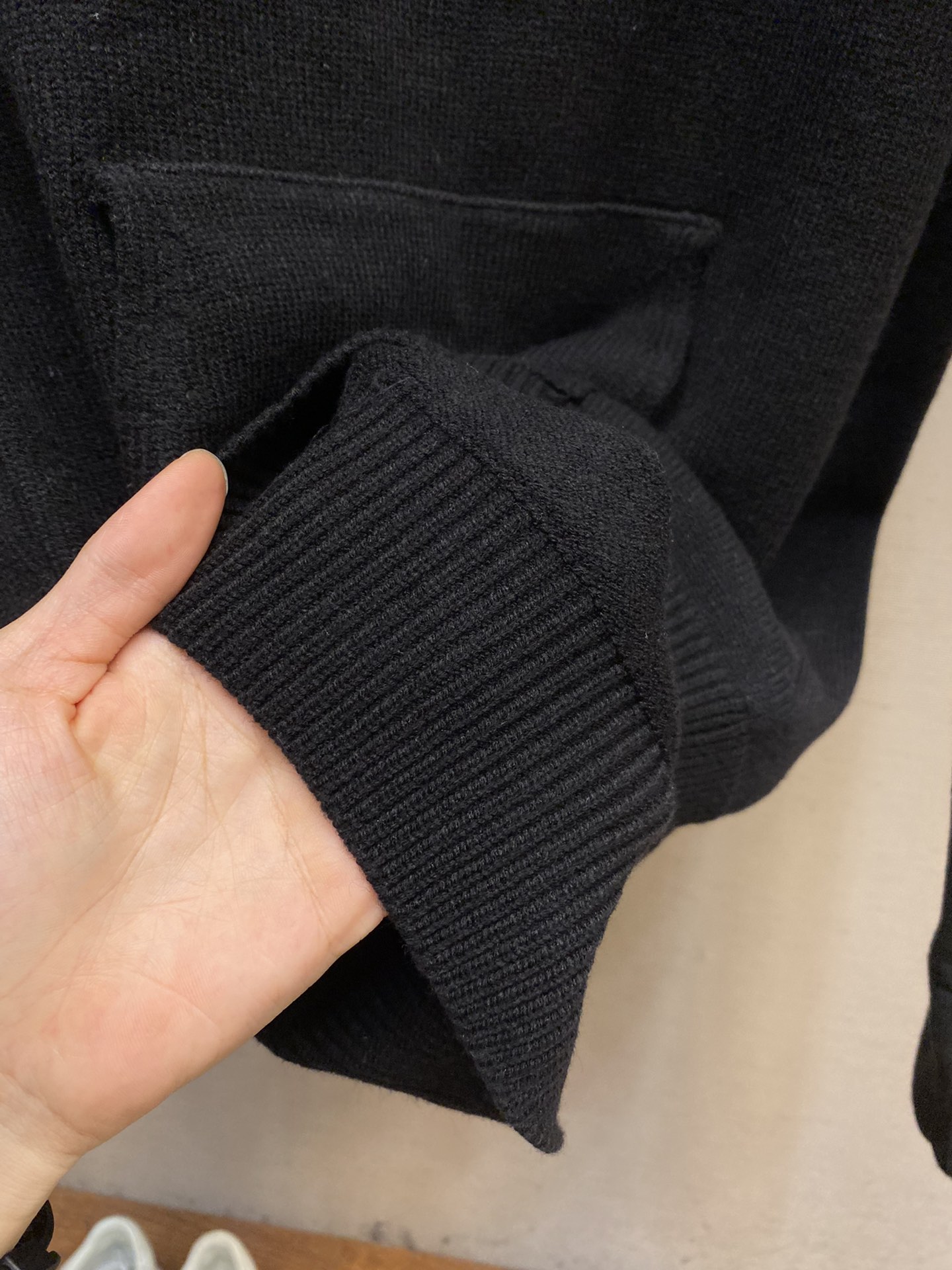 ヴィトン アウターＮ級品 高級感 ニット ハイネック トップス 暖かくて柔らかい 冬服 カジュアル ブラック_9