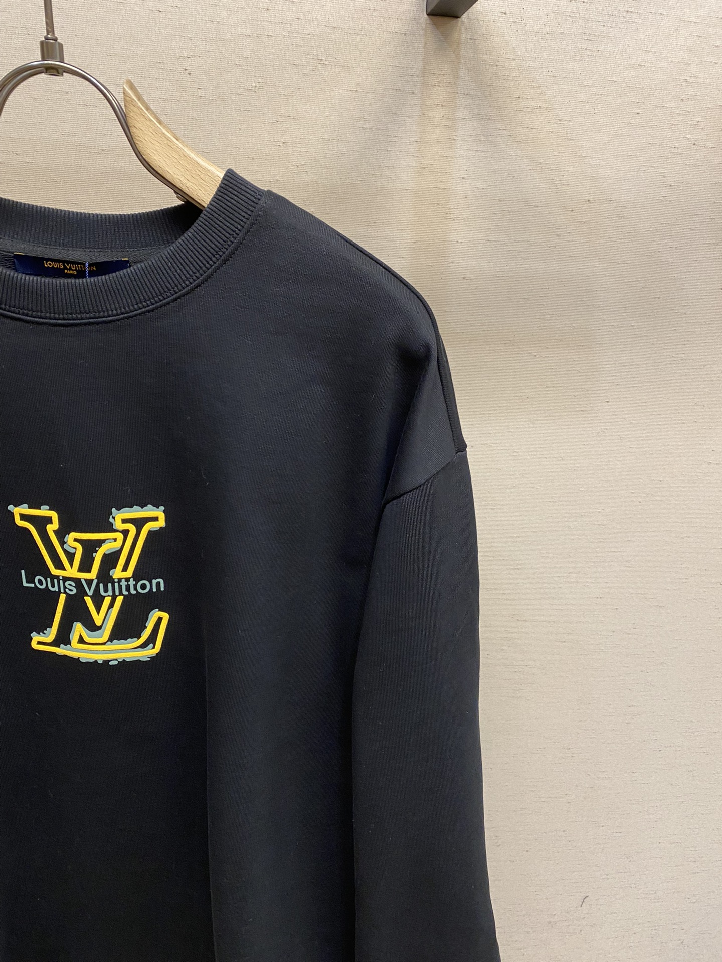 ルイヴィトンパーカーヤフオクコピートップス 男女兼用 純綿 大人気 ロゴ刺繍 快適 柔らかい ブラック_4
